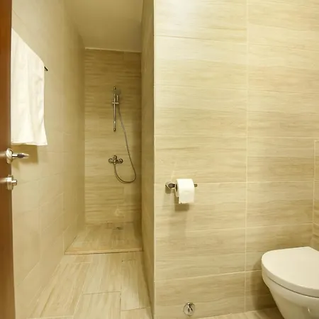 Ξενοδοχείο με διαμερίσματα Korzo 4*